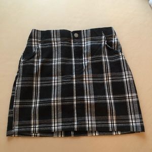 High waisted plaid mini skirt